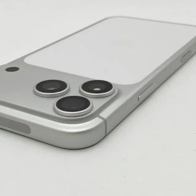 iPhone 17 Pro Max Silver - Foto 3