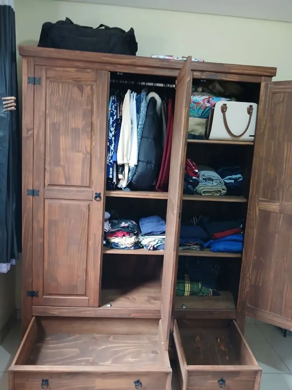 Guarda roupa de casal de madeira  - Foto 4