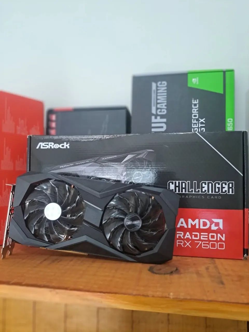 Placa de Video RX 7600 8GB