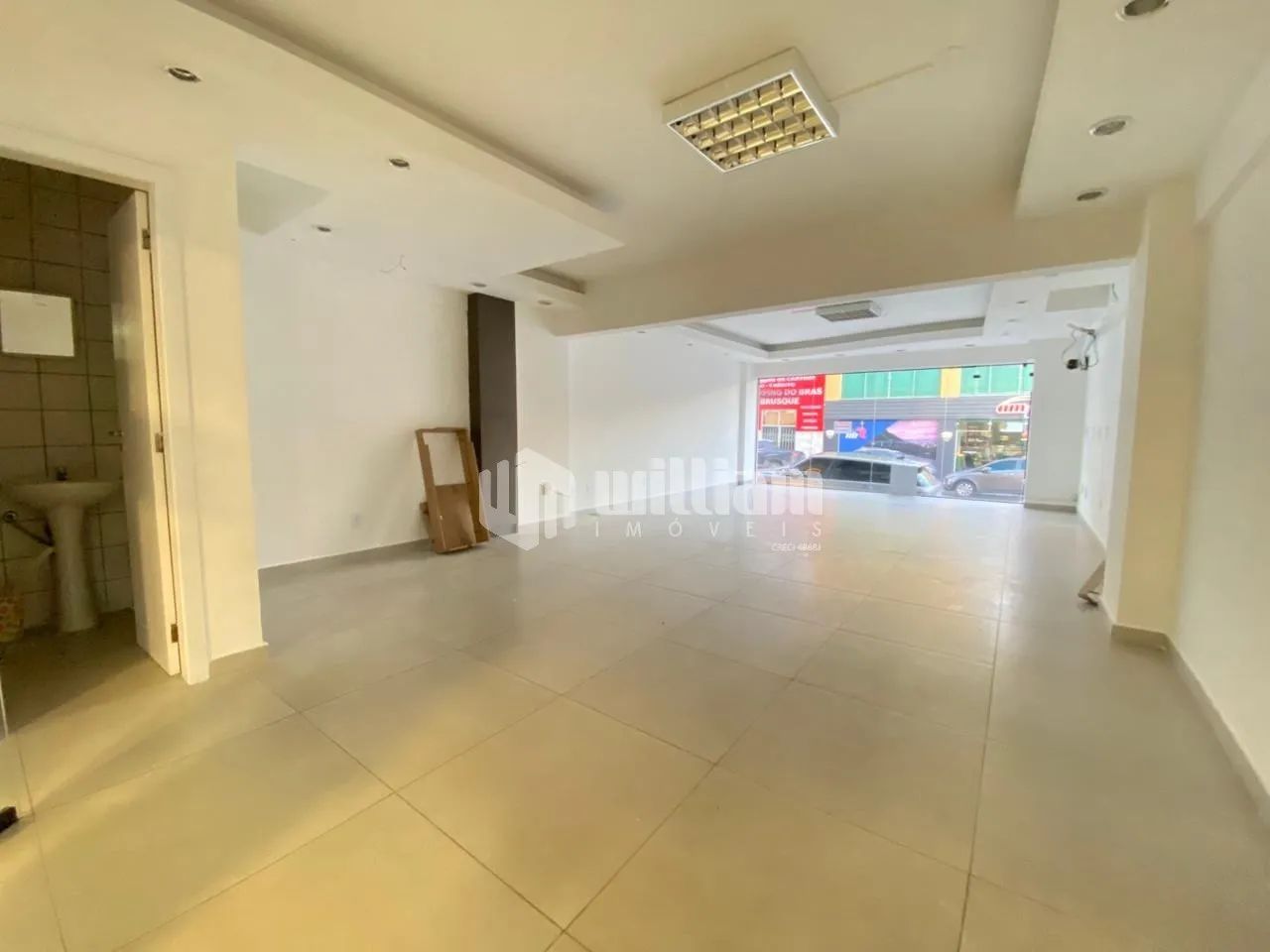 SALA COMERCIAL PARA LOCAÇÃO NO CENTRO DE BRUSQUE - Foto 3