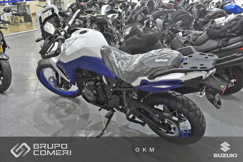 SUZUKI V-STROM 800 DE - Foto 4