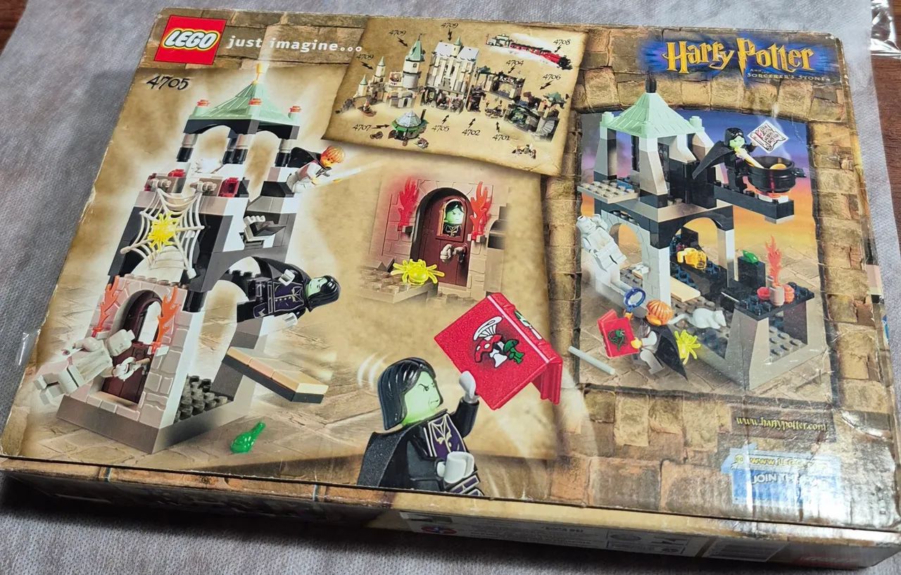 Vendo Lego HARRY POTTER (4705) - Snape's Class - Set vintage e fora de linha. - Foto 3