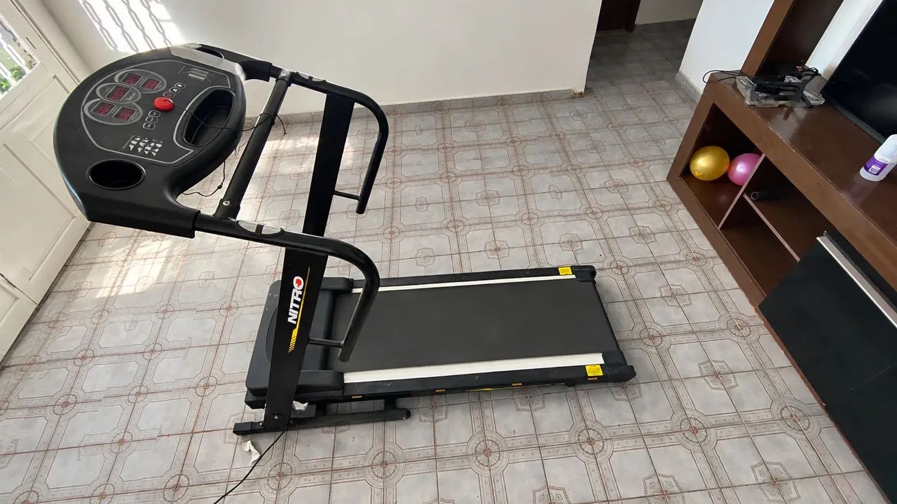 Vende-se Esteira ergométrica - Foto 2
