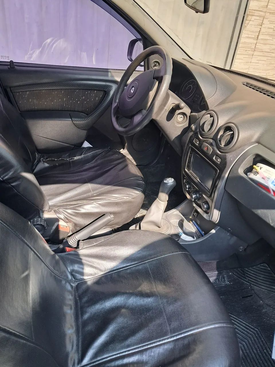 Renault Logan Expression Hi-flex 1.6 8V 4P 2012 - Foto 4
