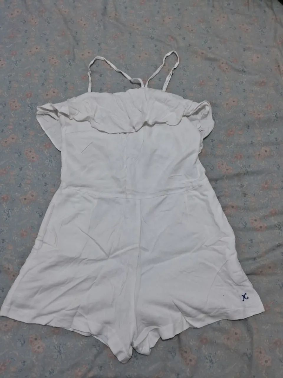 Roupa semi nova
