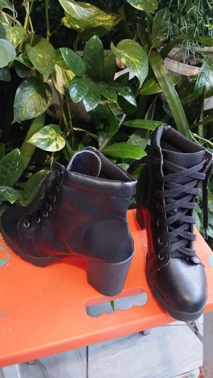 BOTA CANO  - Foto 2