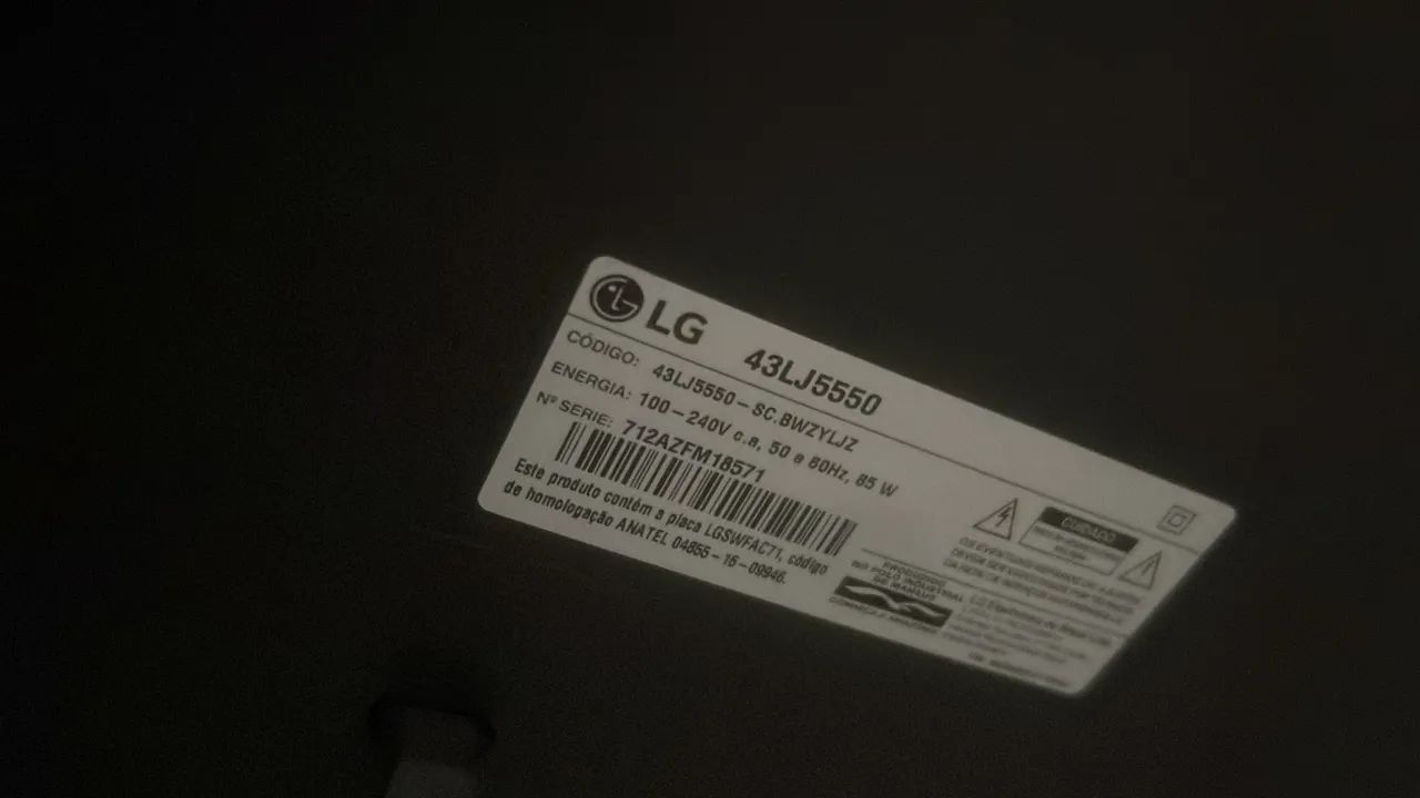 Televisão 43 polegadas (está azulada)  - Foto 2