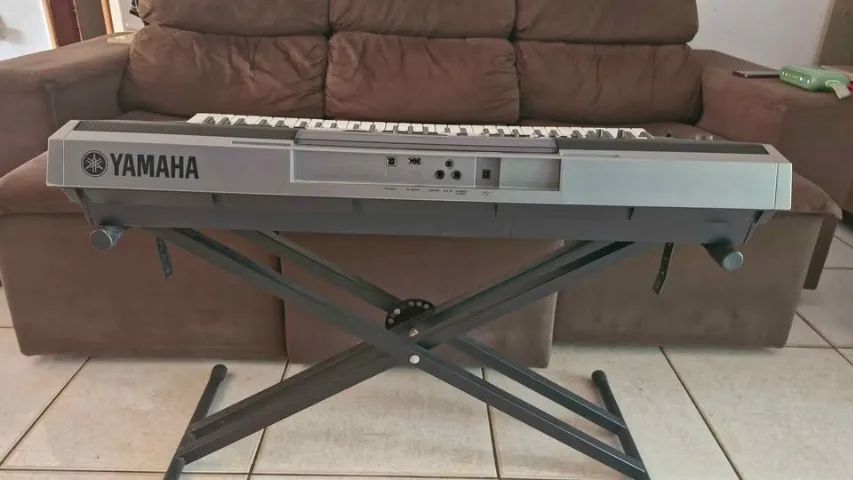 Teclado Yamaha e443 + suporte - Foto 5