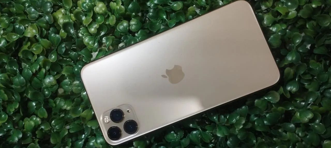 iPhone 11 Pro Max Dourado 256Gb - Foto 3