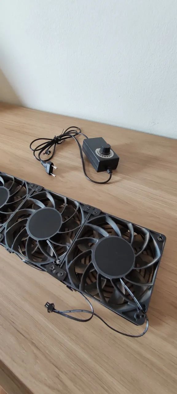 Cooler / Ventoinhas com Controle de Velocidade - 6 Fans - Funcionando - Foto 3
