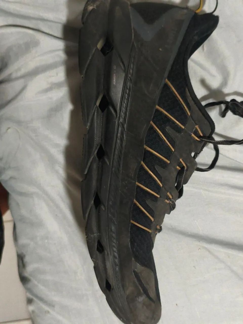 4 SAPATOS IMPERDÍVEIS  - Foto 3
