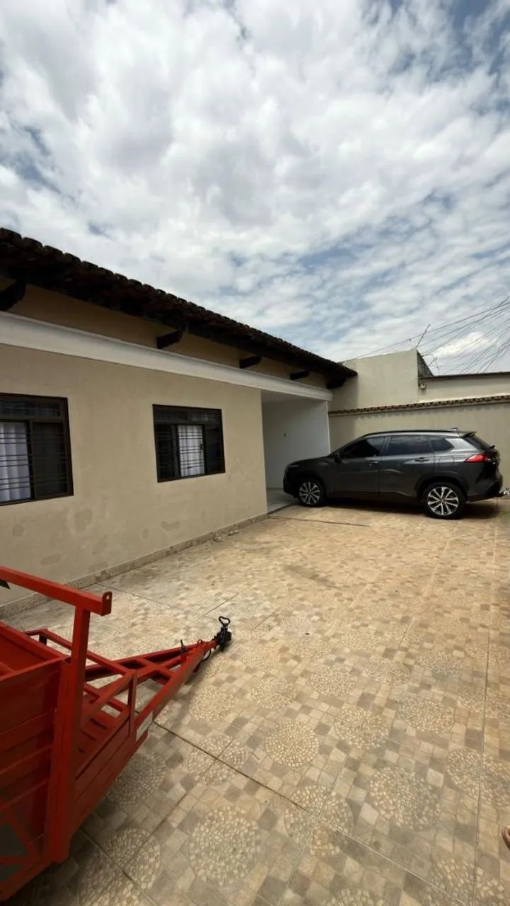 CASA BEM LOCALIZADA  NO SETOR  FAMA  - Foto 3