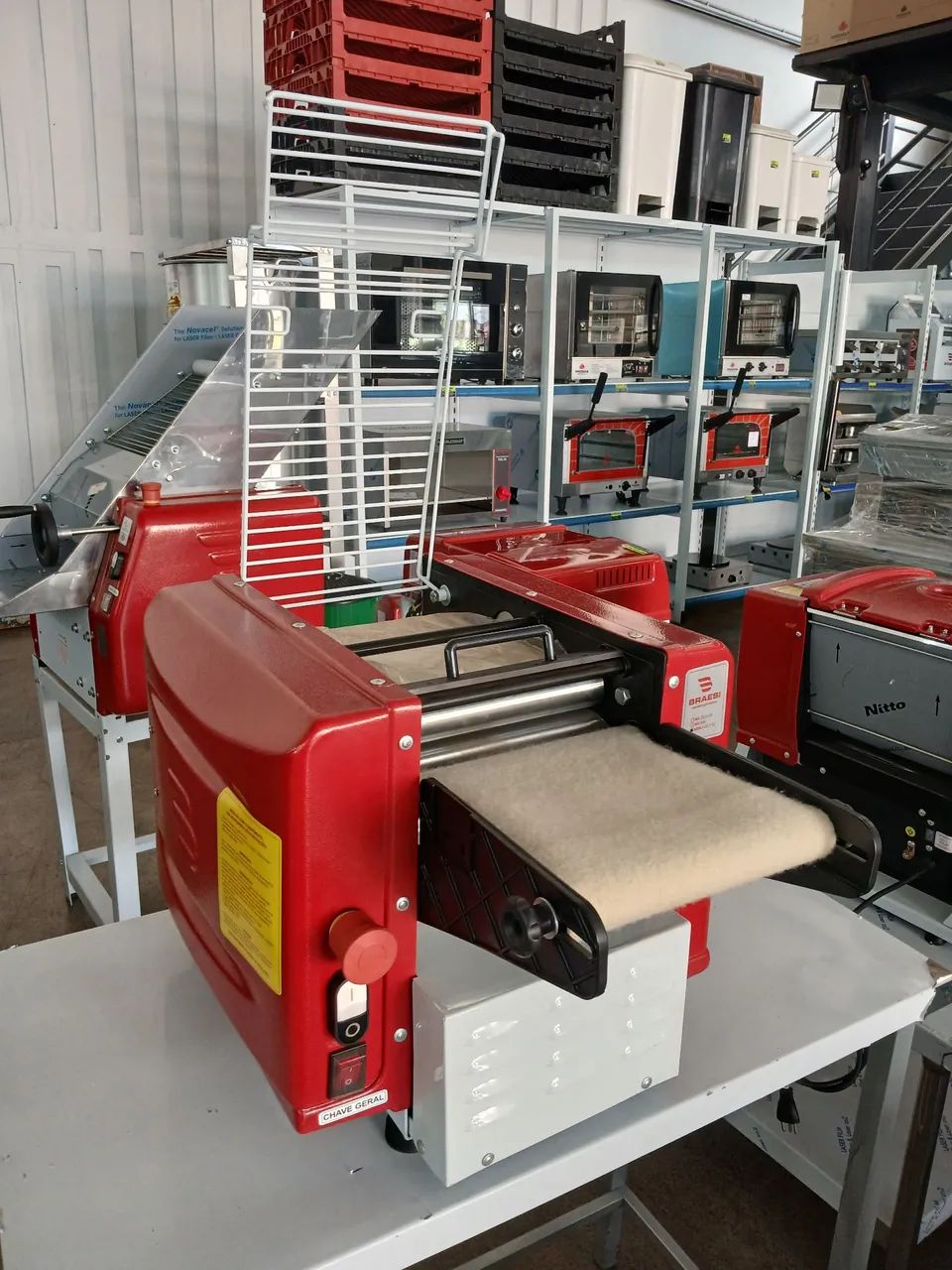 Modeladora de Pão MBMJ-22/1 Style G2 Bivolt Braesi - Foto 3
