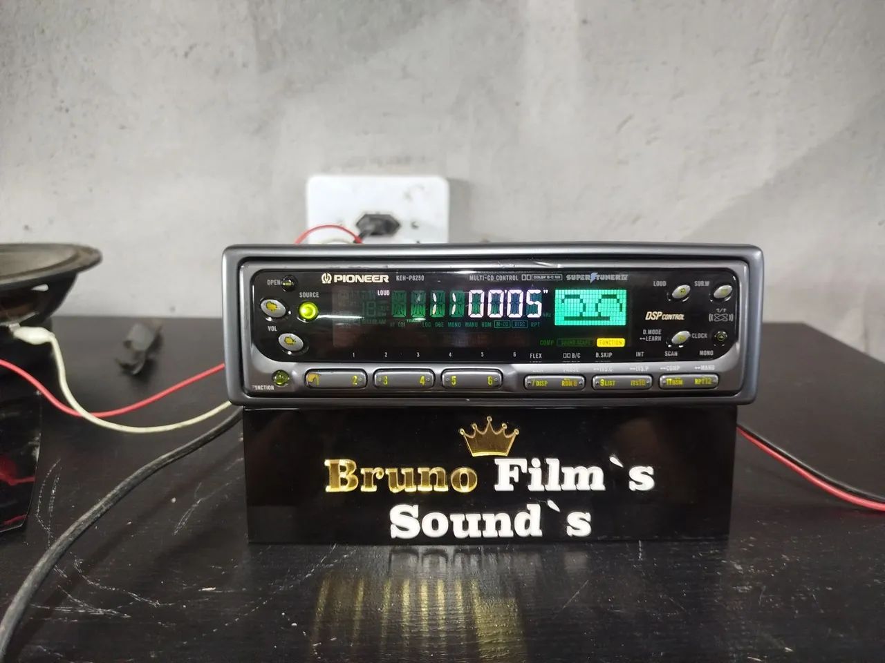 Pioneer 8200