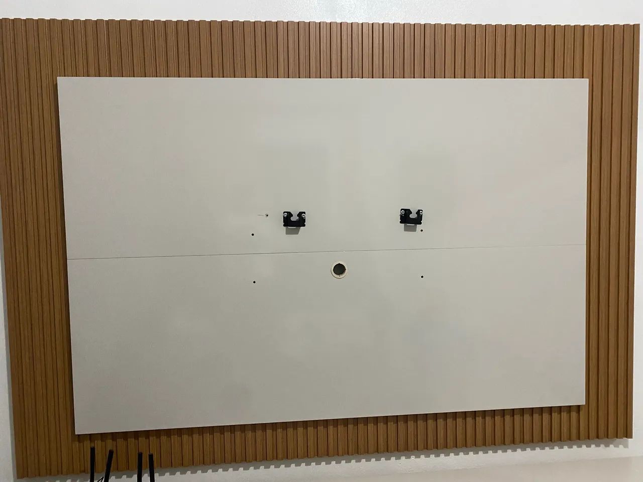 Rack com painel para TV moderno - Excelente Estado - Foto 3