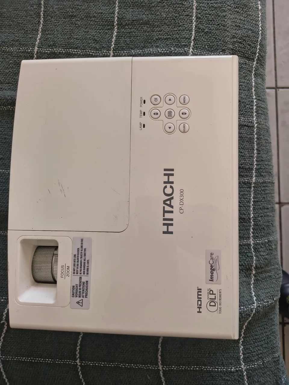 Projetor HITACHI  - Foto 2