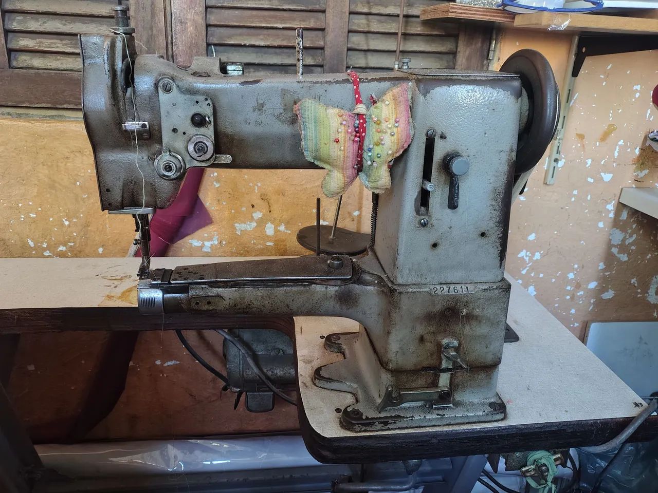 Máquina de sapateiro alemã  - Foto 3