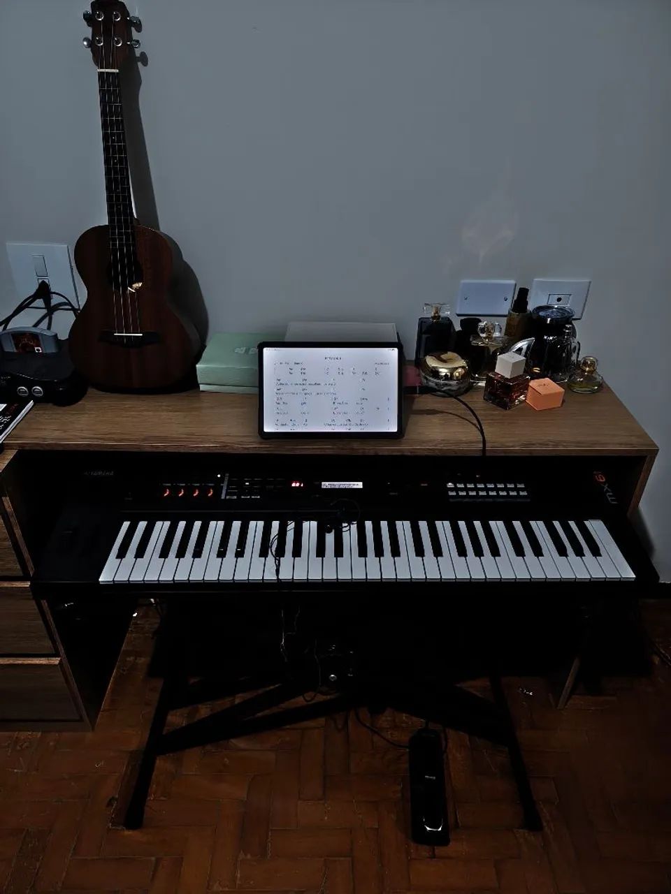 Yamaha MX61
