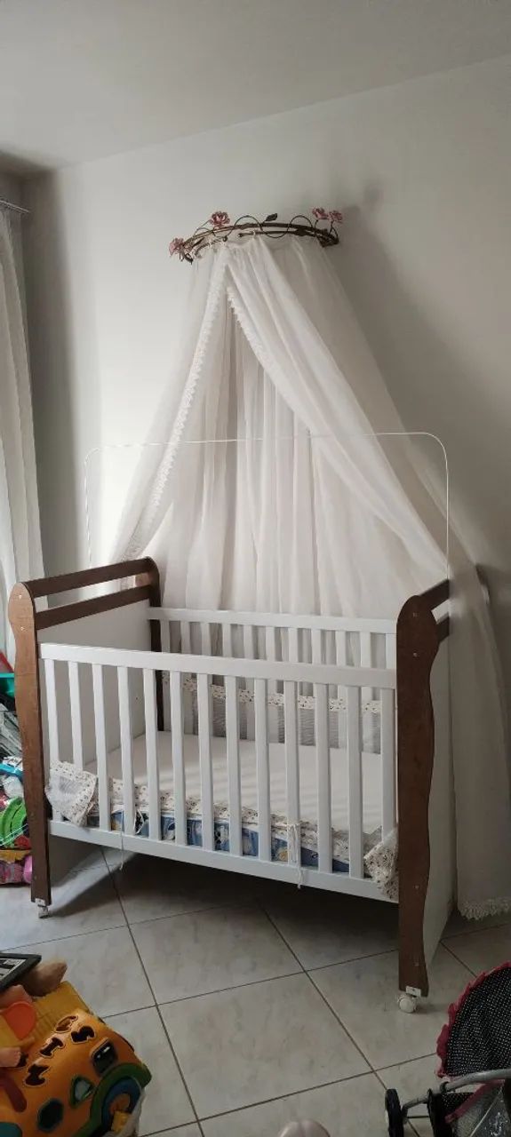Berço que vira cama, colchão, dossel e Cortinado  - Foto 2