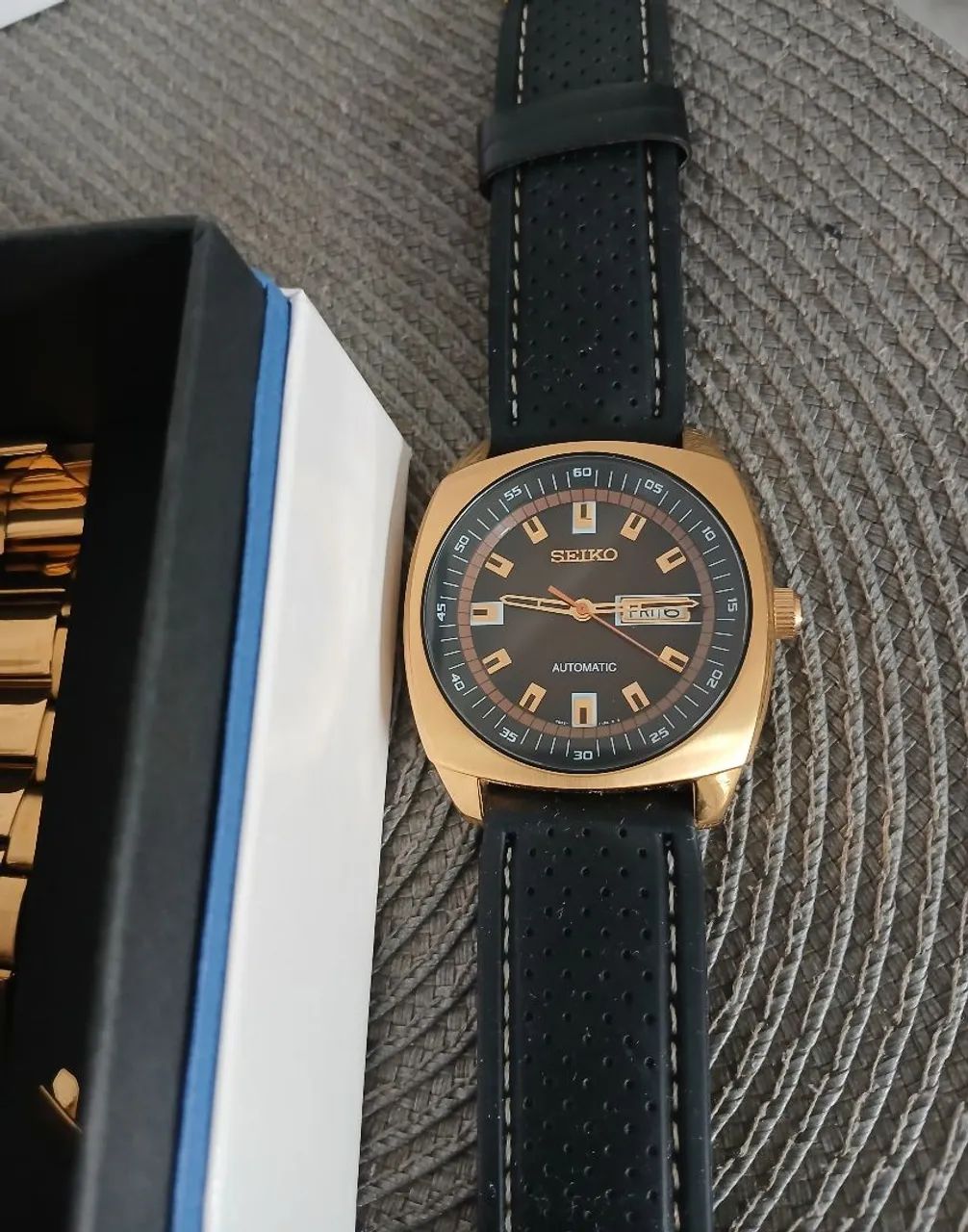 Relógio SEIKO AUTOMÁTICO,  estado de zero, exemplar belíssimo de coleção na caixa  - Foto 5