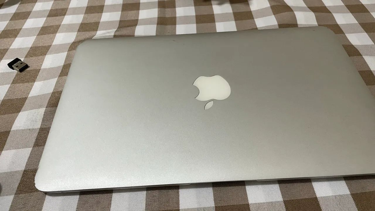MacBook Air i5 2012 