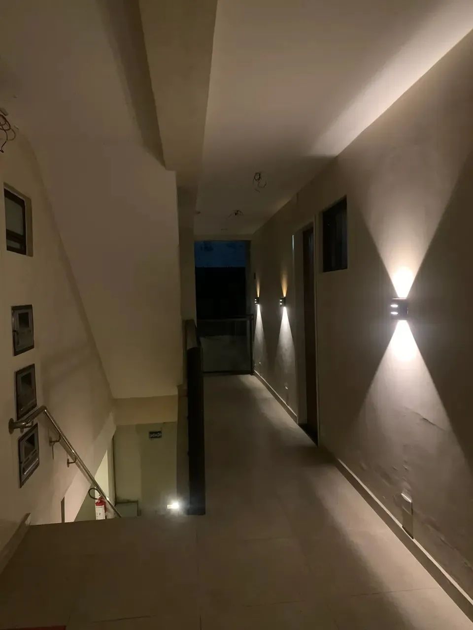 APT STUDIO c/ MOBÍLIA. 30m da Praia e 100m da FMO e do Shopping. RESERVE AGORA! - Foto 11