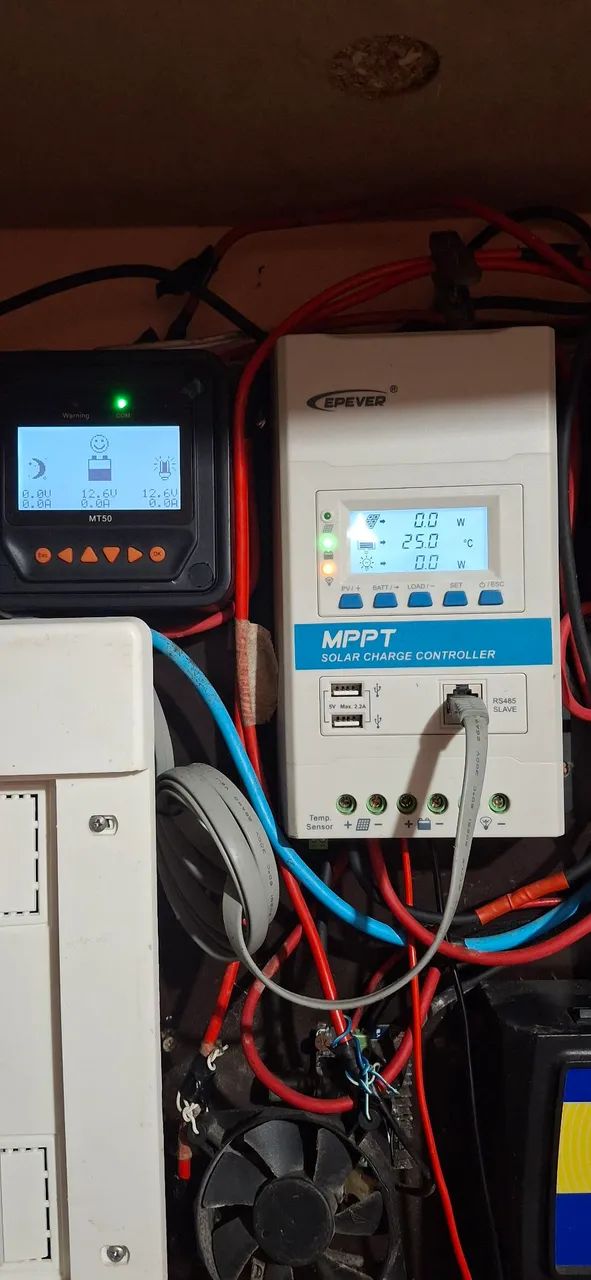 CONTROLADOR DE CARGA EPEVER +MT50+MT 80