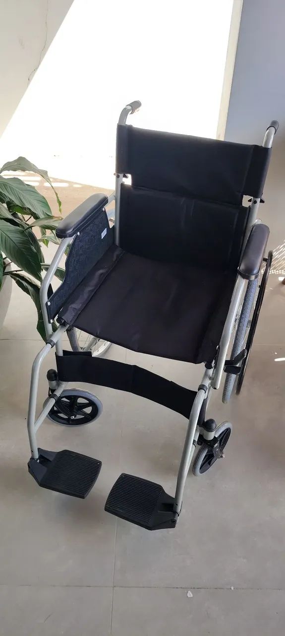 Cadeira de rodas ótimo estado