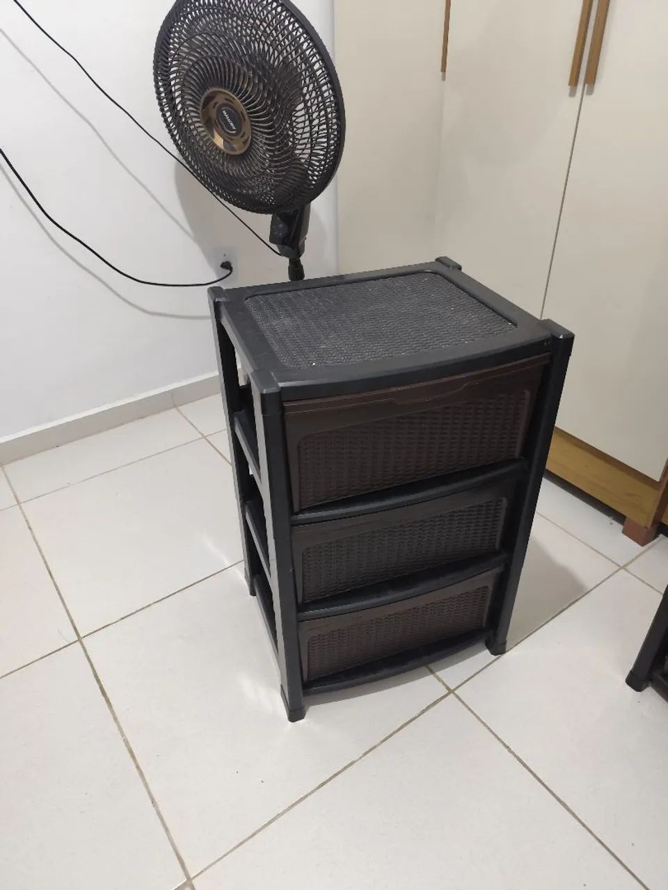 Vendo gaveteiro grande 100,00 cada - Foto 2