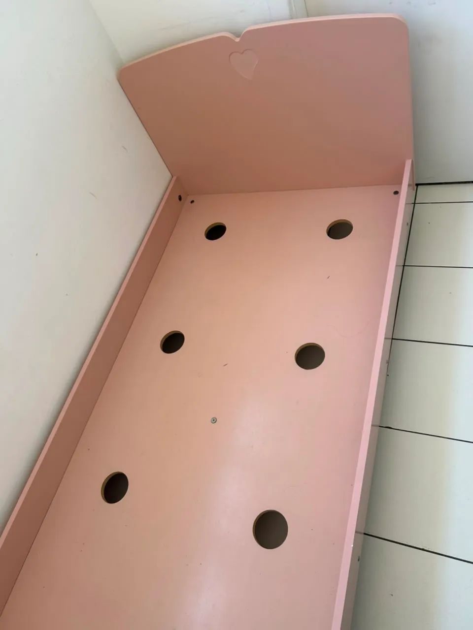 Conjunto com Cama, cômoda, criado mudo e espelho infantis  - Foto 5