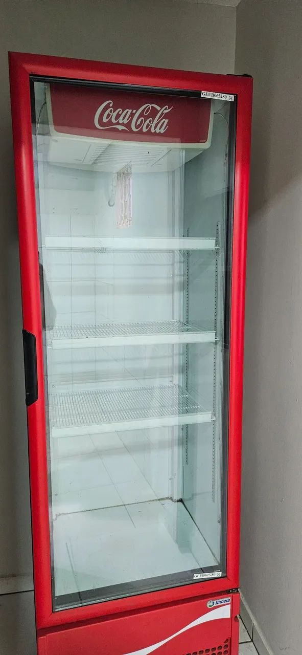 Freezer Coca Cola em bom estado 