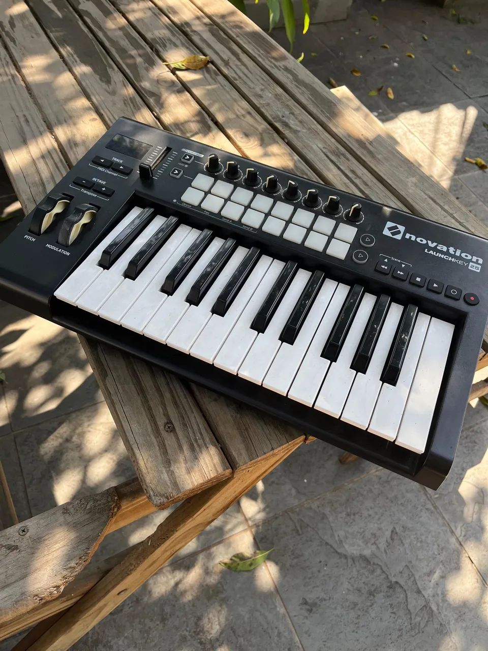Novation Launchkey 25 MK2 teclado controlador - Instrumentos