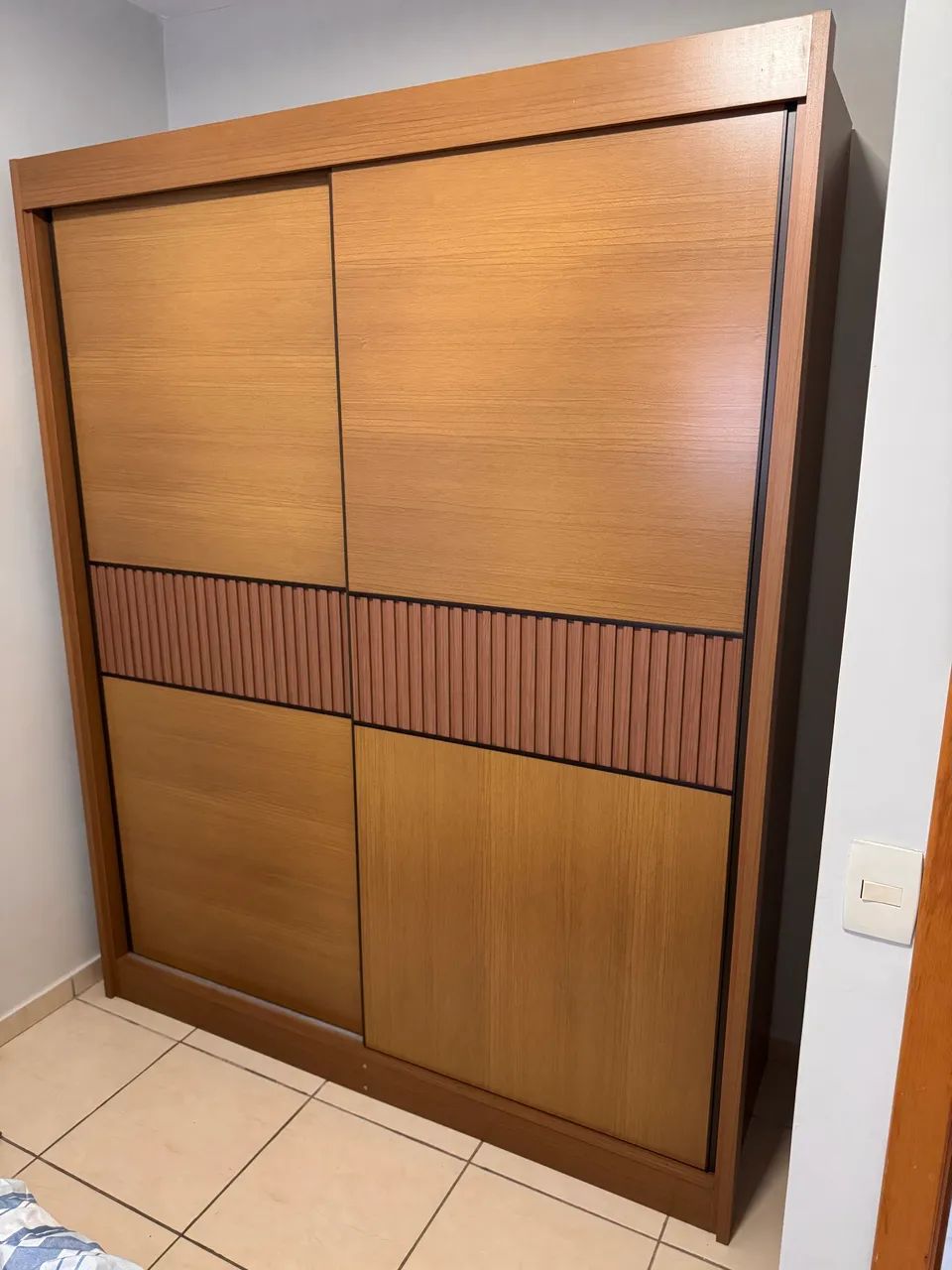 Guarda roupas 2,30x1,85