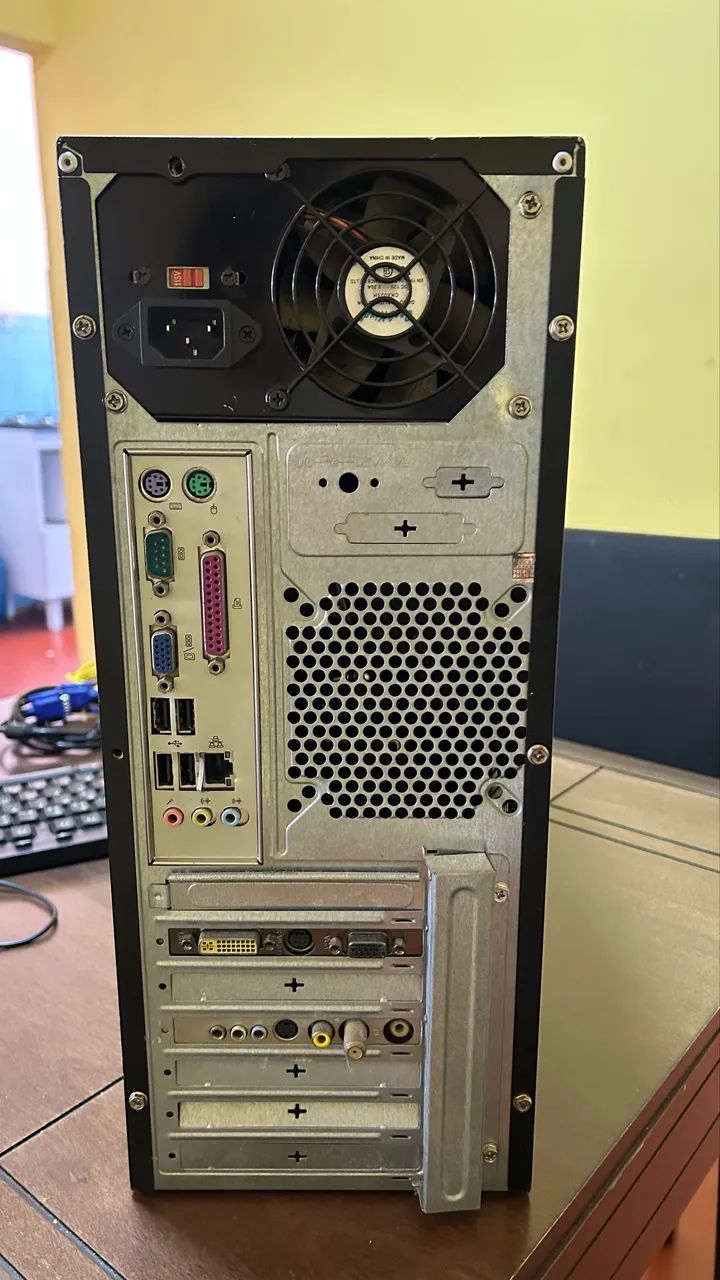 VENDO CPU + MOUSE + TECLADO + CABOS - Foto 5