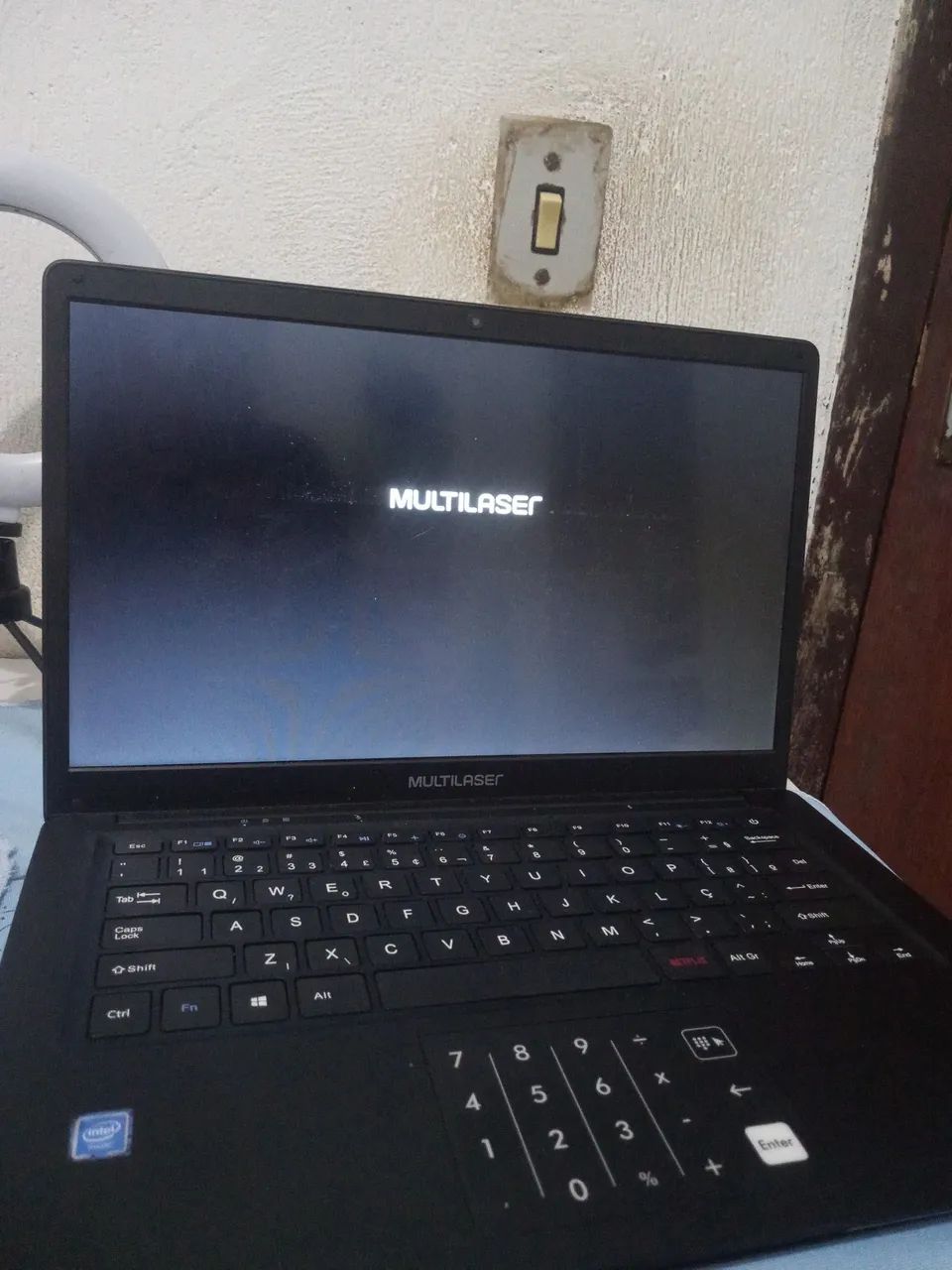 Vendo notebook Multilaser legacy pc270