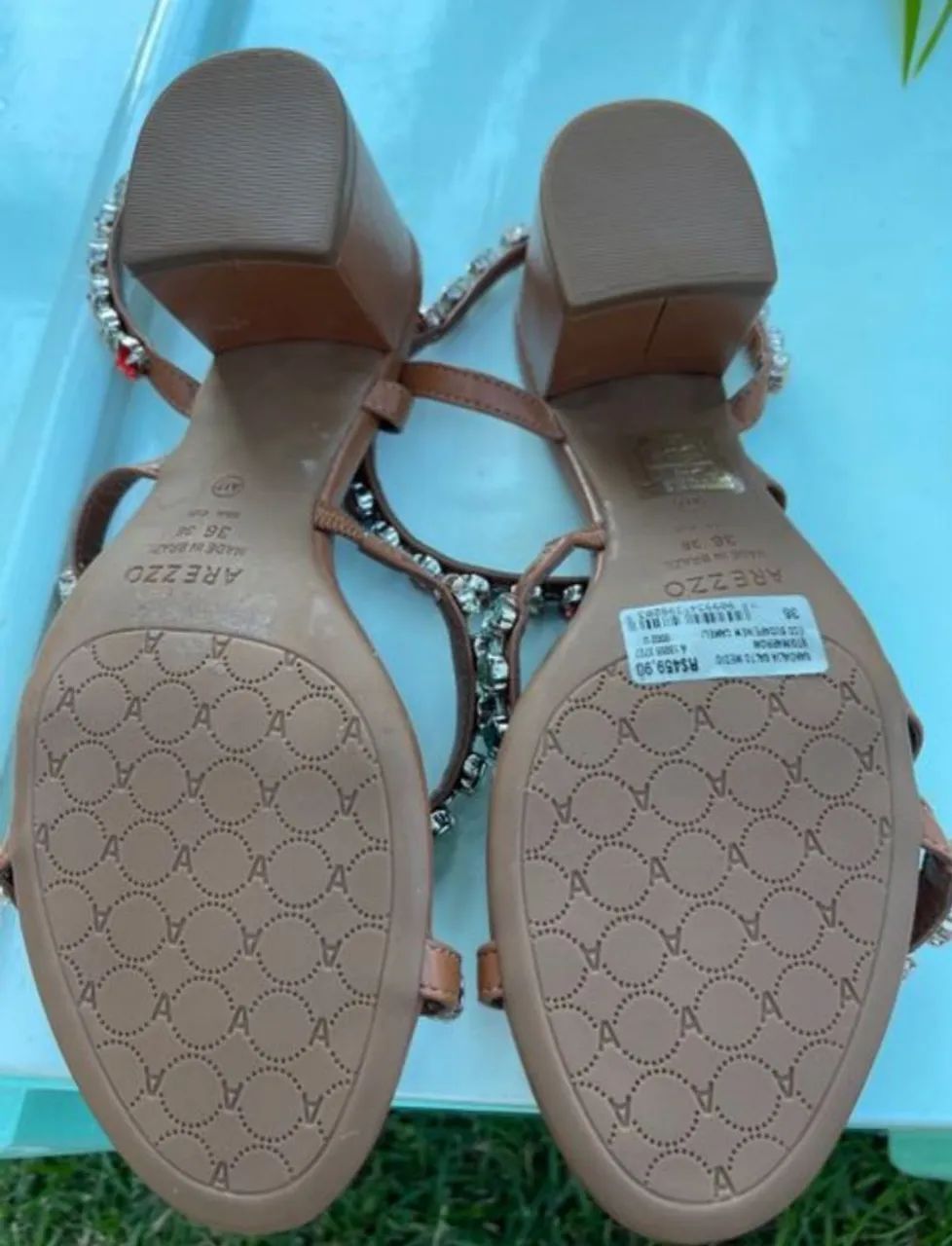 Sandália arezzo com pedras de strass  - Foto 4