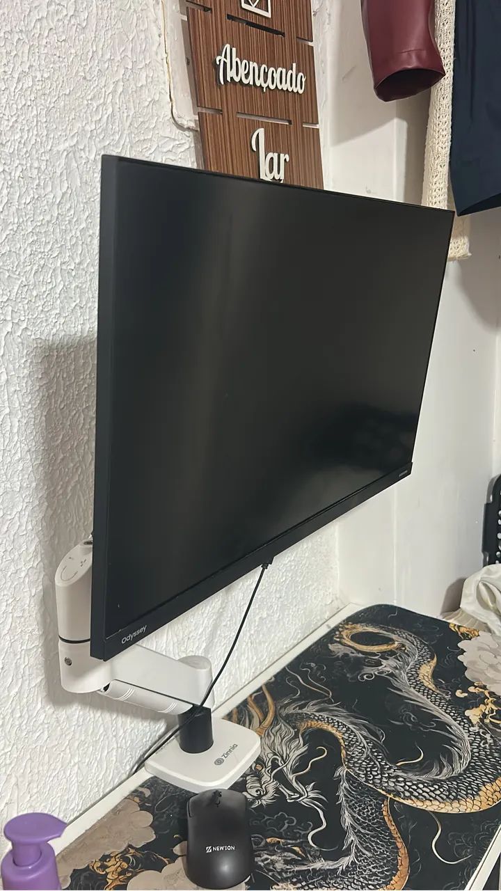 Monitor Samsung Odyssey 144Hz 24 polegadas com braço articulado zinnia - Foto 2
