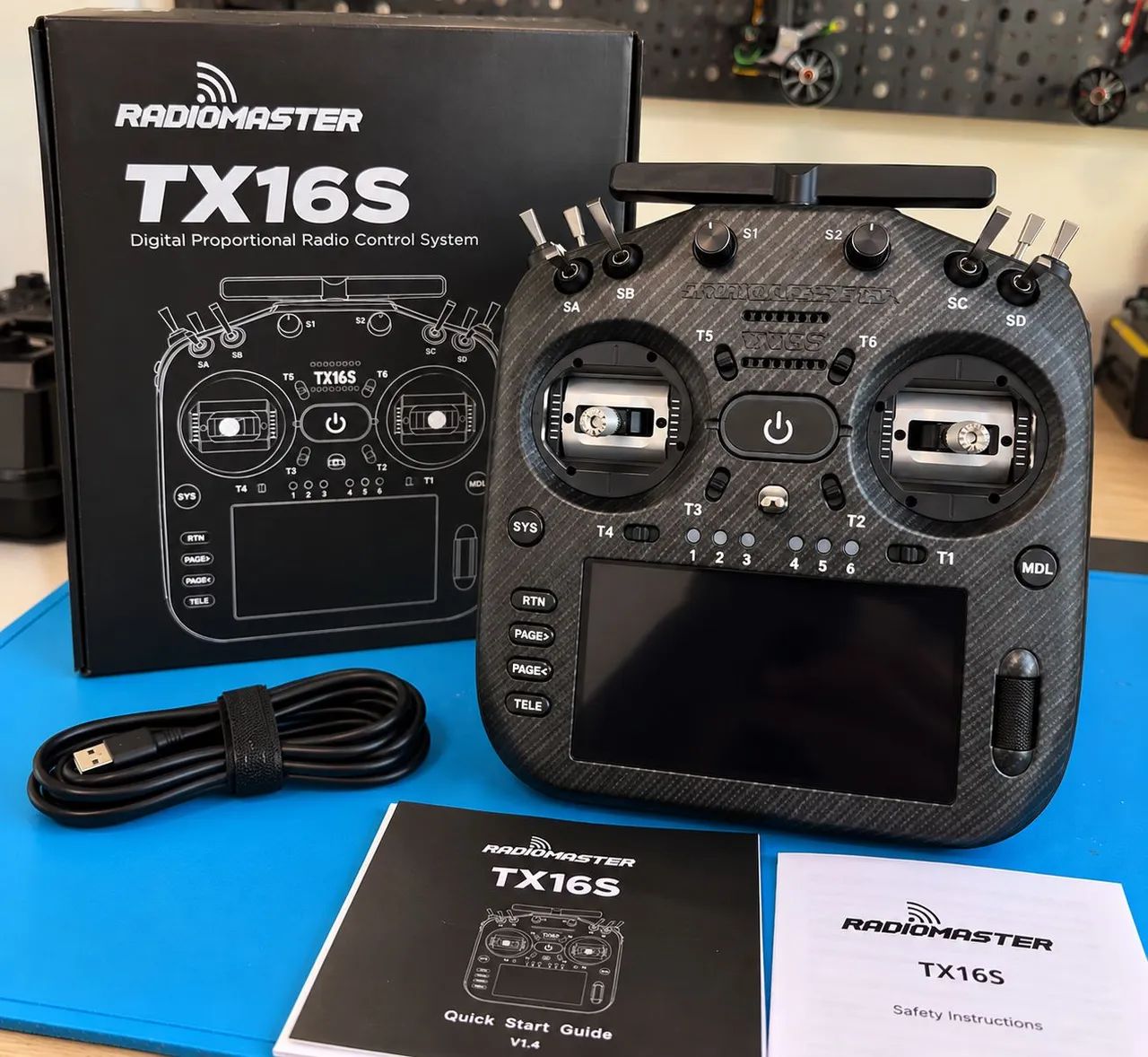 RadioMaster TX16S - Rádio para FPV