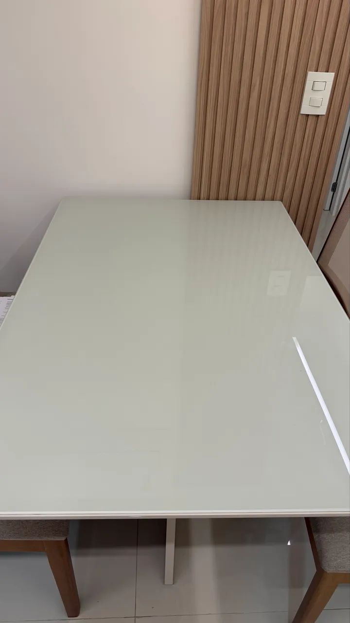Vendo mesa 4 lugares, em Laka, 6 meses de uso.  - Foto 2