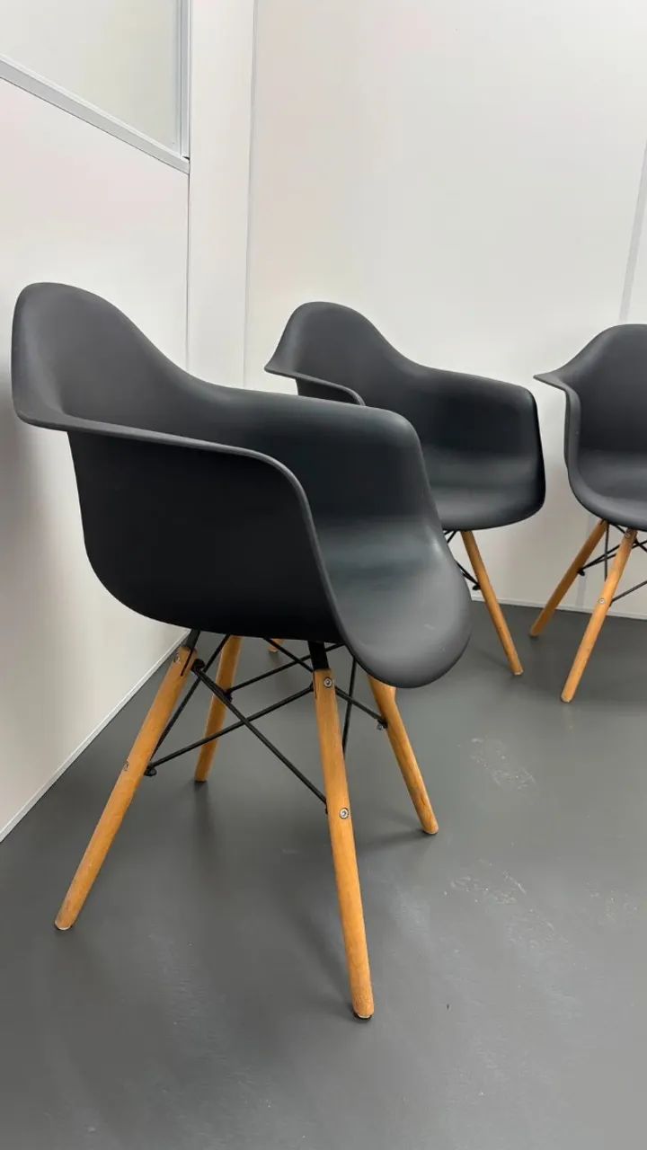 Cadeira Charles Eames Eiffel 3 unidades