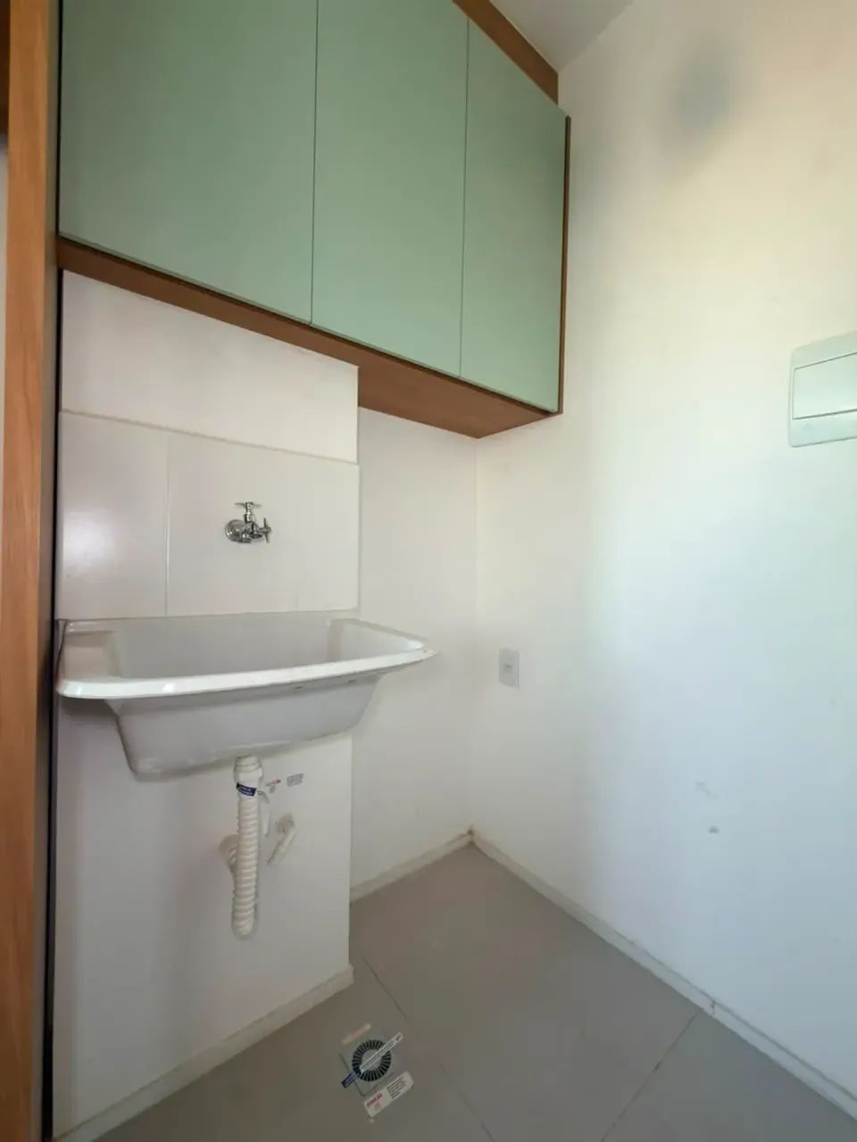 Imóvel para aluguel possui 63 metros quadrados com 3 quartos - Foto 3