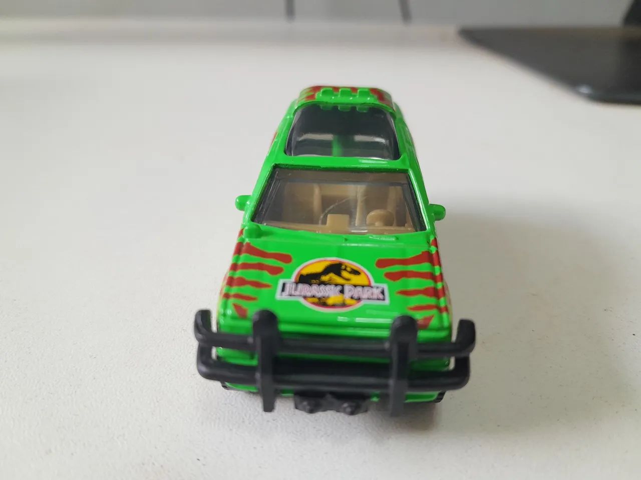 Matchbox Jurassic Park Ford Explorer 2018 - Foto 2