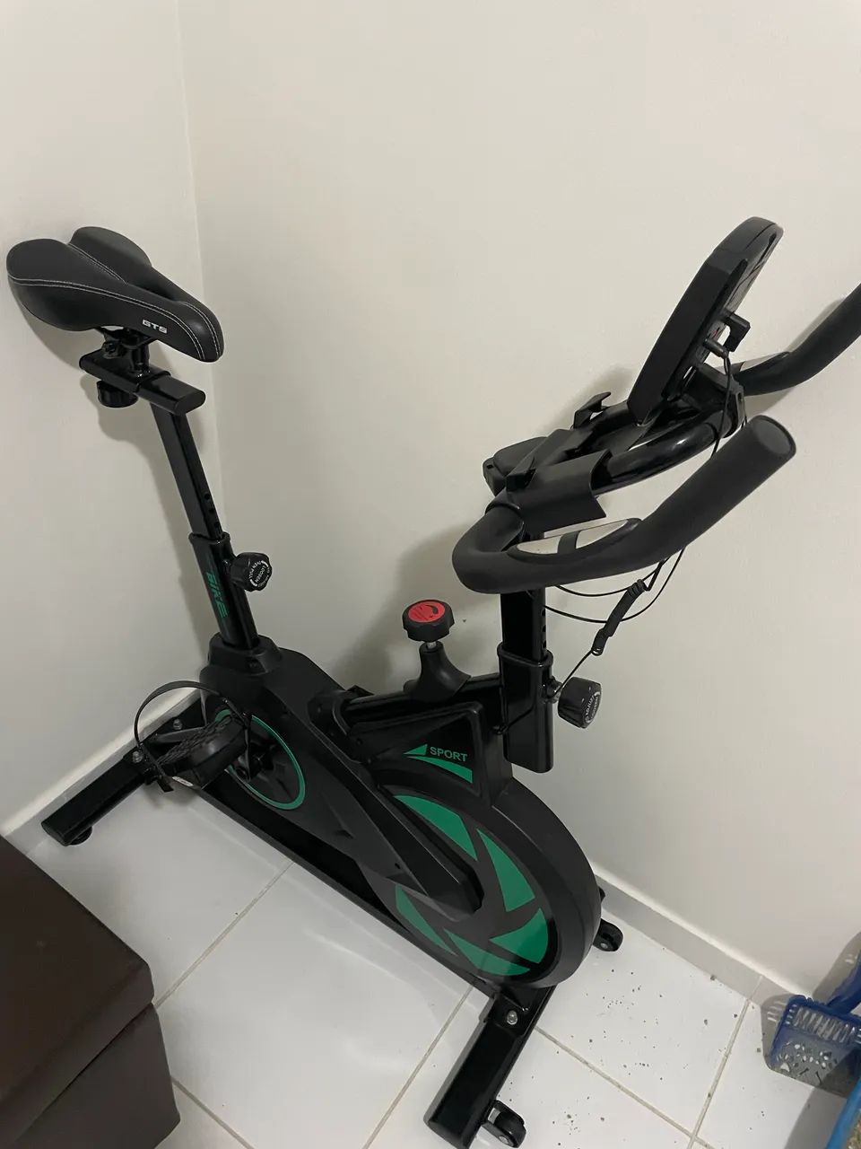 Bicicleta ergométrica quase nova - Foto 2