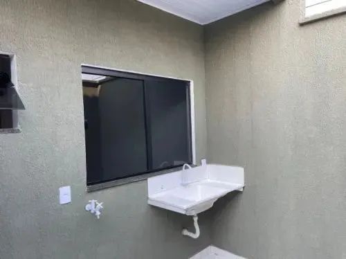 CASA NA CONDOR COM TRÊS QUARTOS  - Foto 2