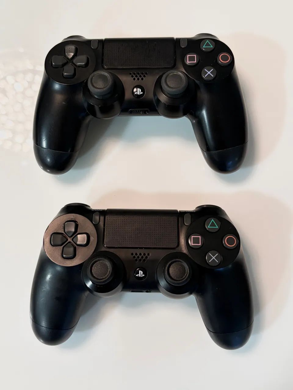 PS4 + 2 Controles + 4 Jogos  - Foto 3