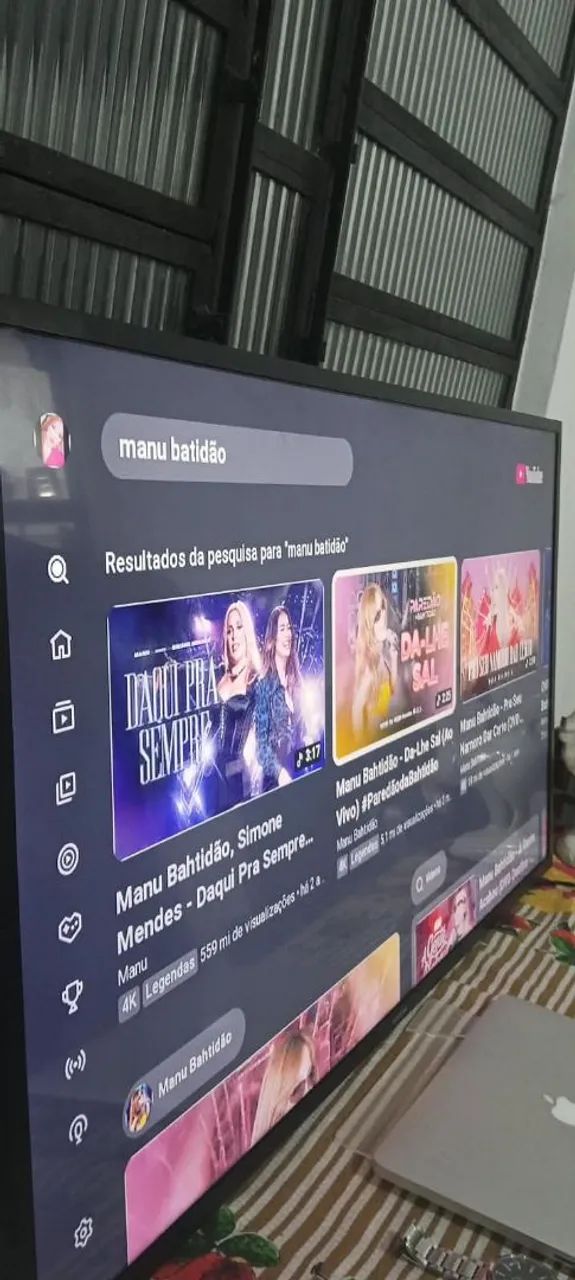 Vendo essa tv da marca Samsung de 43 polegadas SMART com acesso ao Bluetooth  - Foto 2