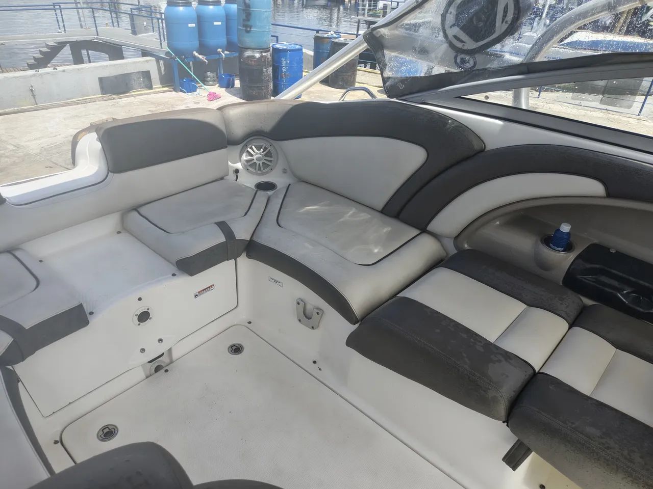 Jet boat Yamaha 242 S Limited  - Foto 11