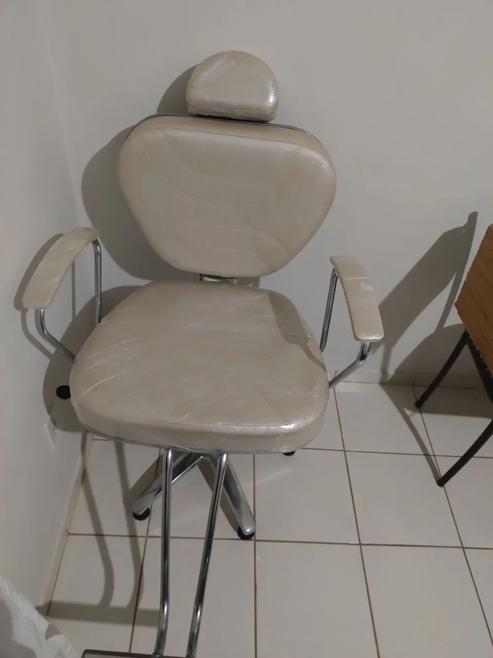 Cadeira de estética e maquiagem 