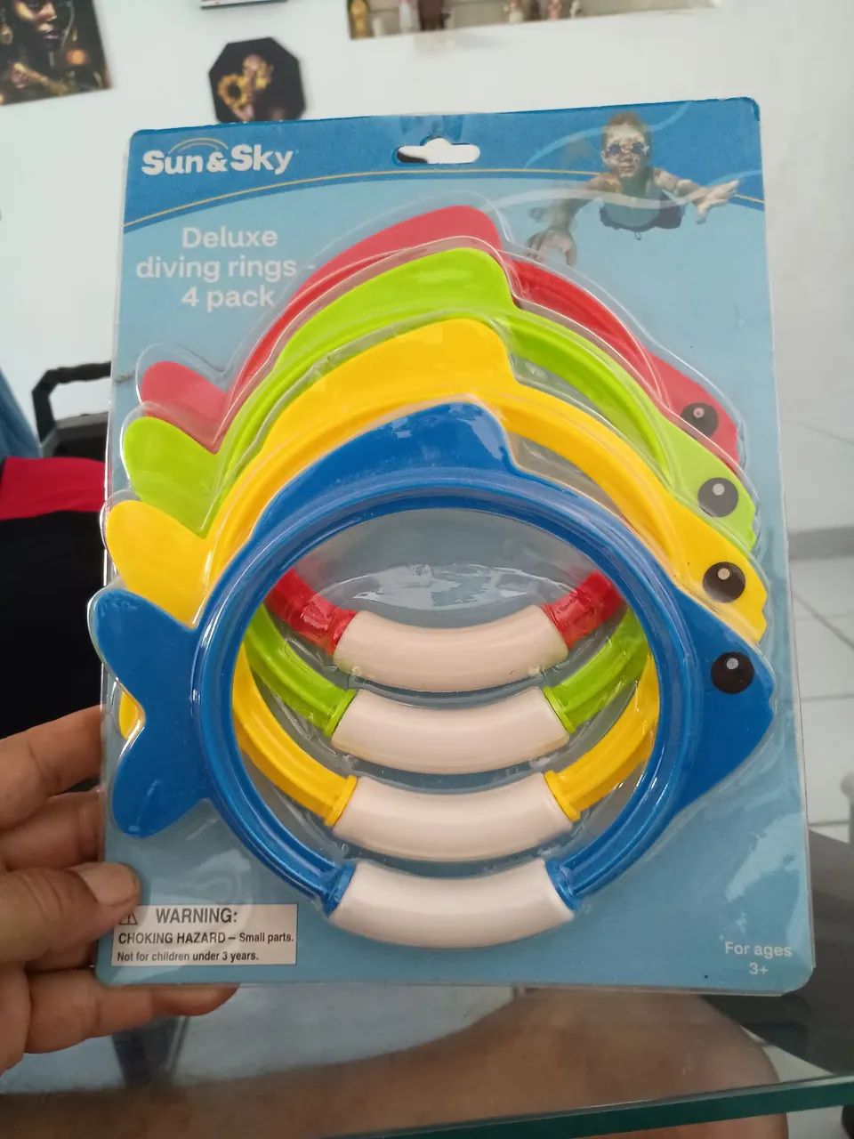 Deluxe diving  tinha 4 pack
