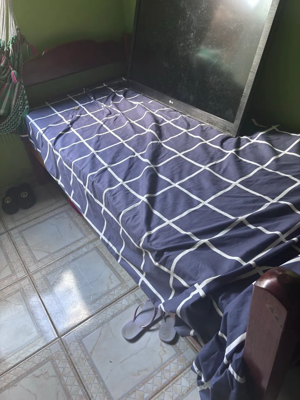 Vende-se cama 